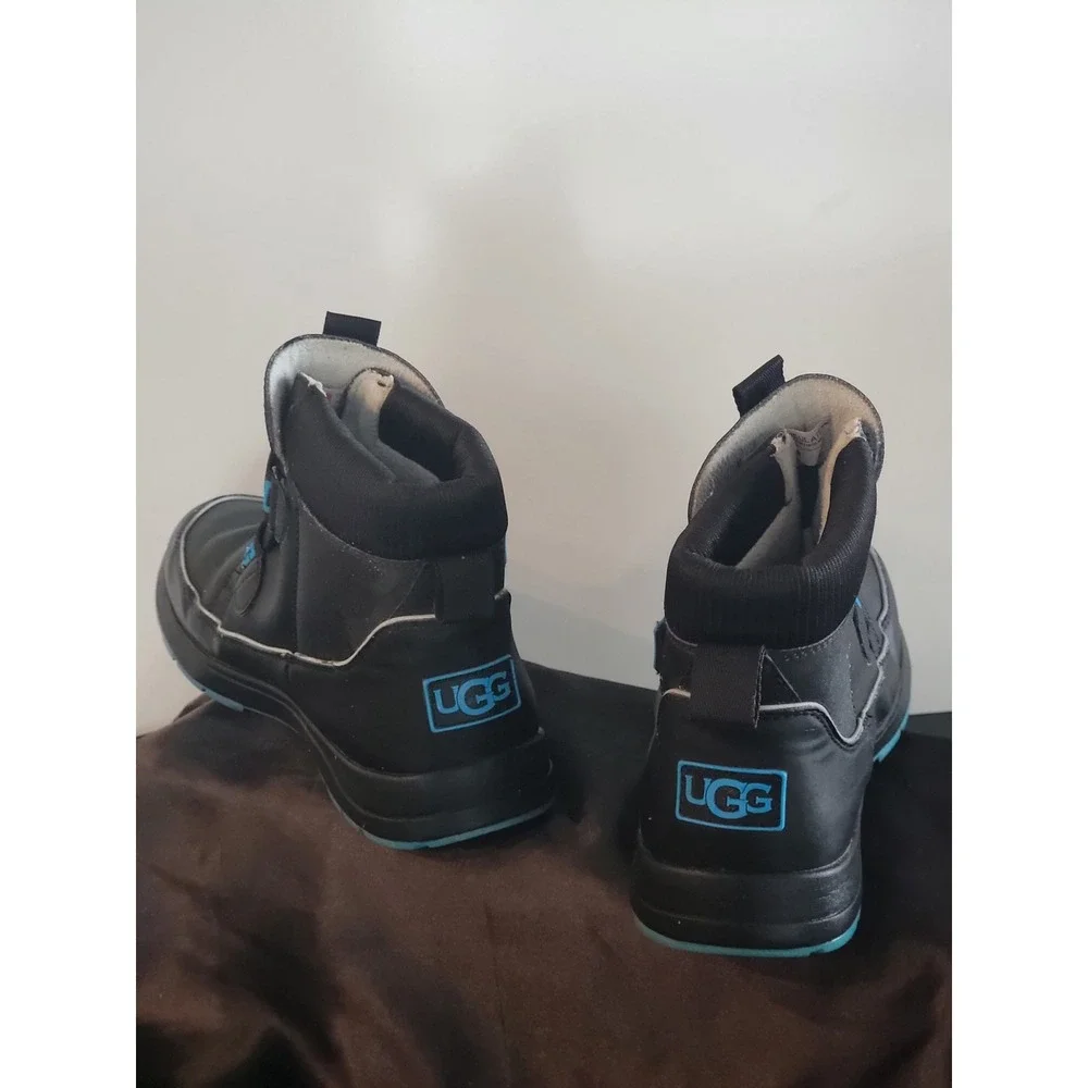UGG Kids Butte II C12 Waterproof Boots‎ Black Blue 1104689K Size 5 Kids